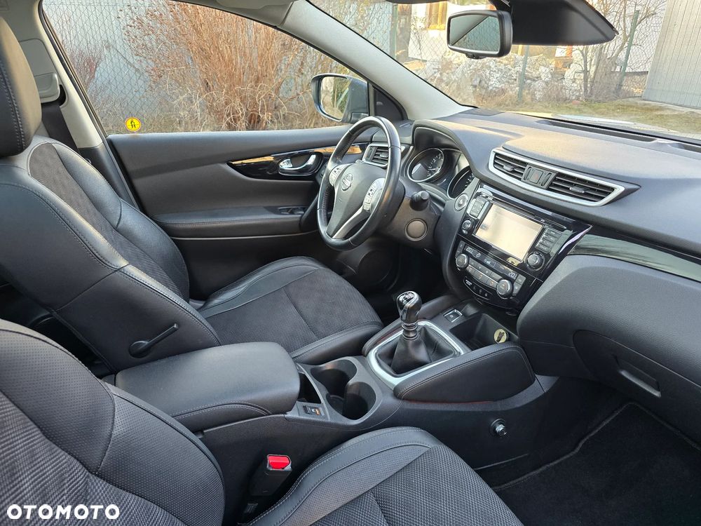 Nissan Qashqai 1.6 DIG-T Tekna - 26