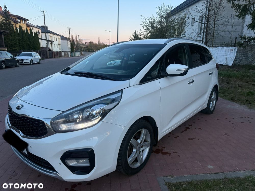 Kia Carens 1.7 CRDi L 7os - 10