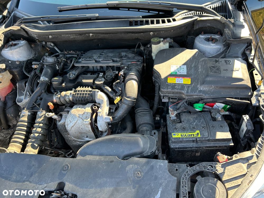 Citroën C5 Tourer e-HDi 115 EGS6 FAP Selection - 18