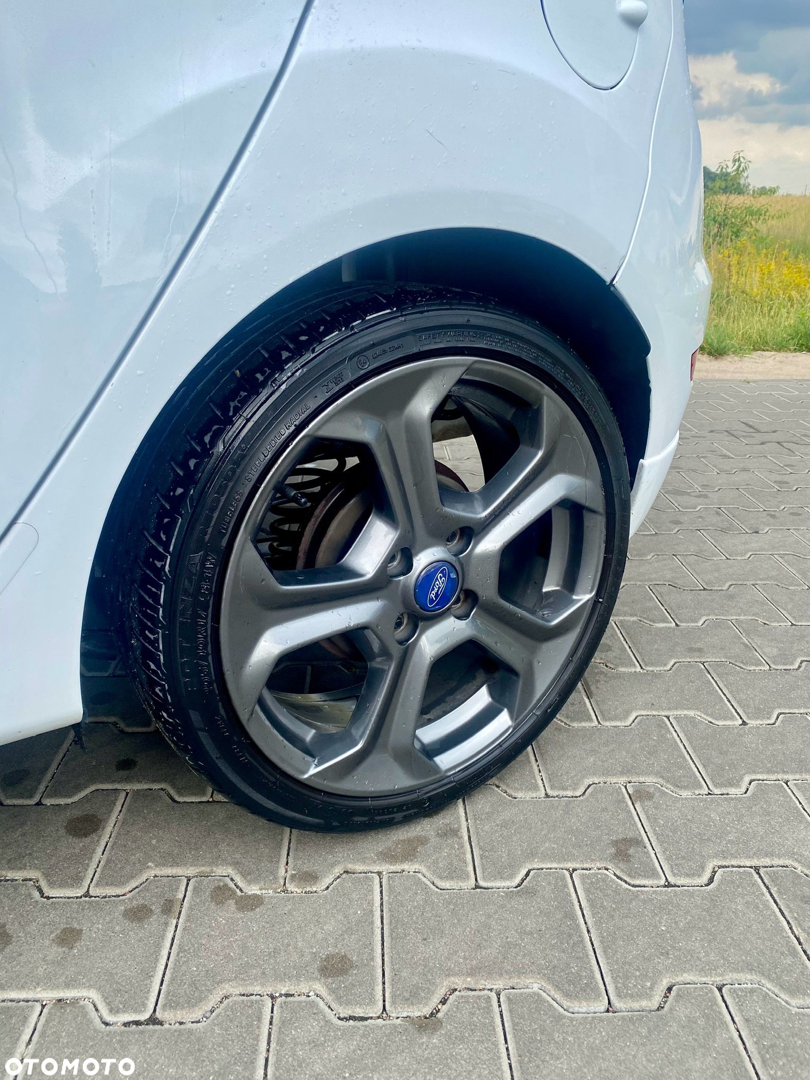 Ford Fiesta 1.0 EcoBoost Titanium - 6