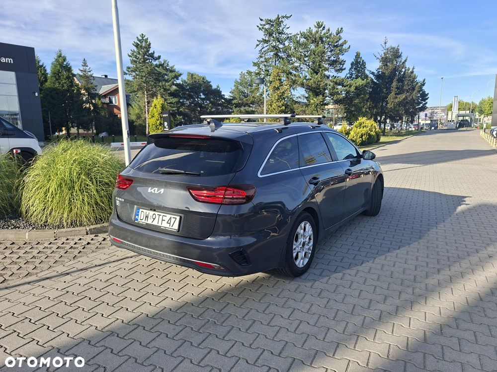 Kia Ceed - 4