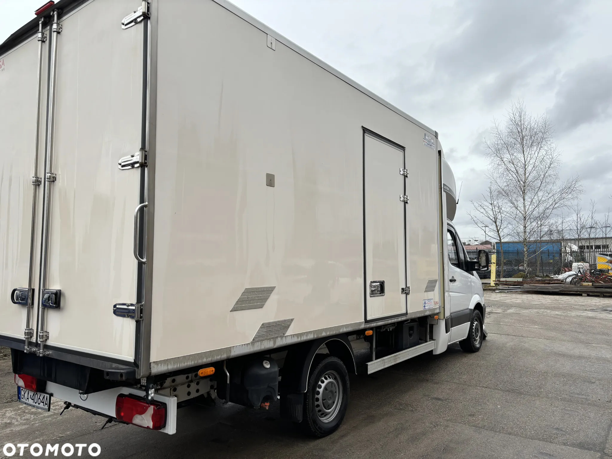 Mercedes-Benz Sprinter 319 V6 - 12