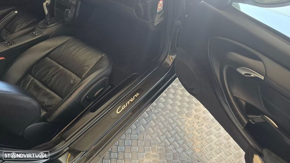 Porsche 911 (996) Carrera - 49