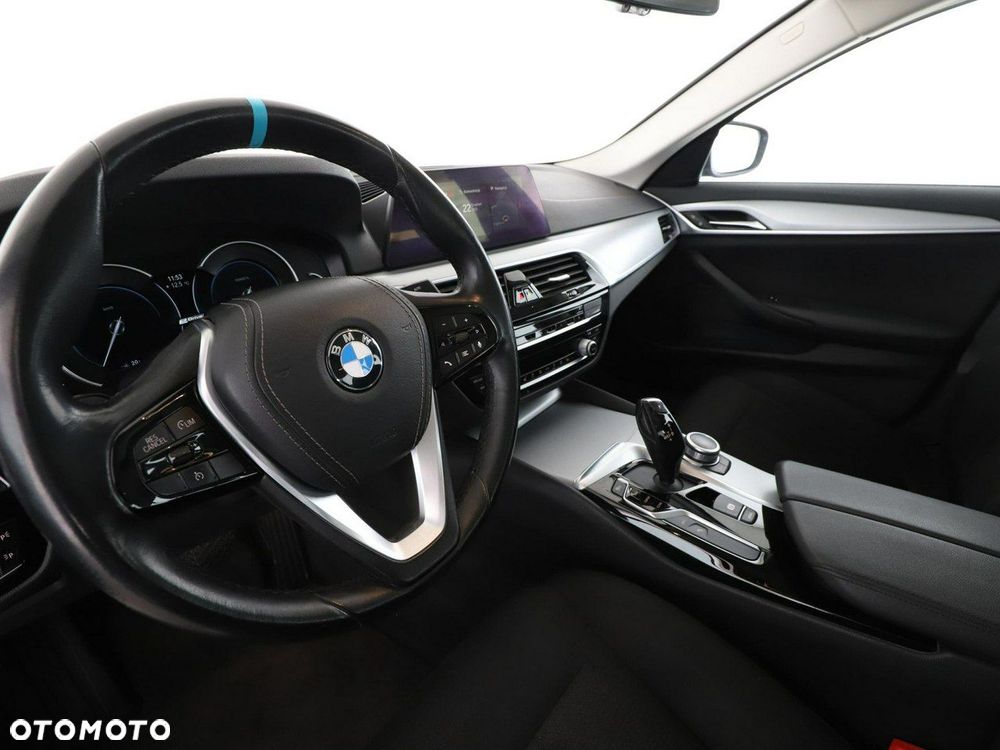 BMW Seria 5 - 15