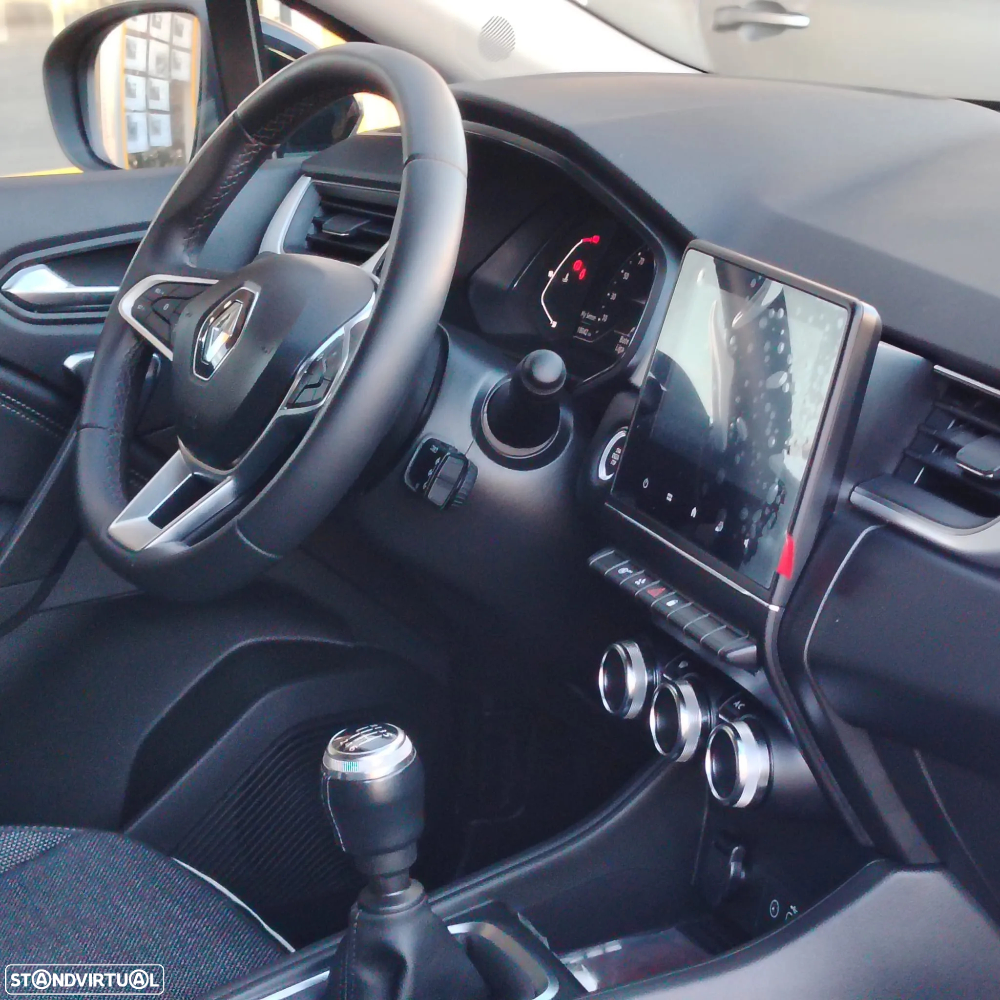 Renault Captur 1.0 TCe Techno Bi-Fuel - 7