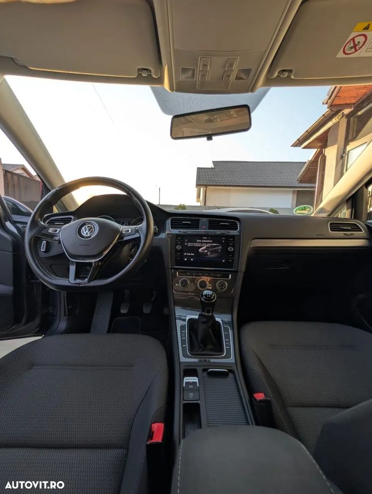 Volkswagen Golf 1.6 TDI (BlueMotion Technology) Comfortline - 14