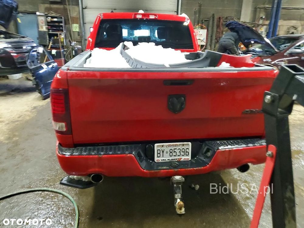 Dodge RAM 5.7 4x4 - 8