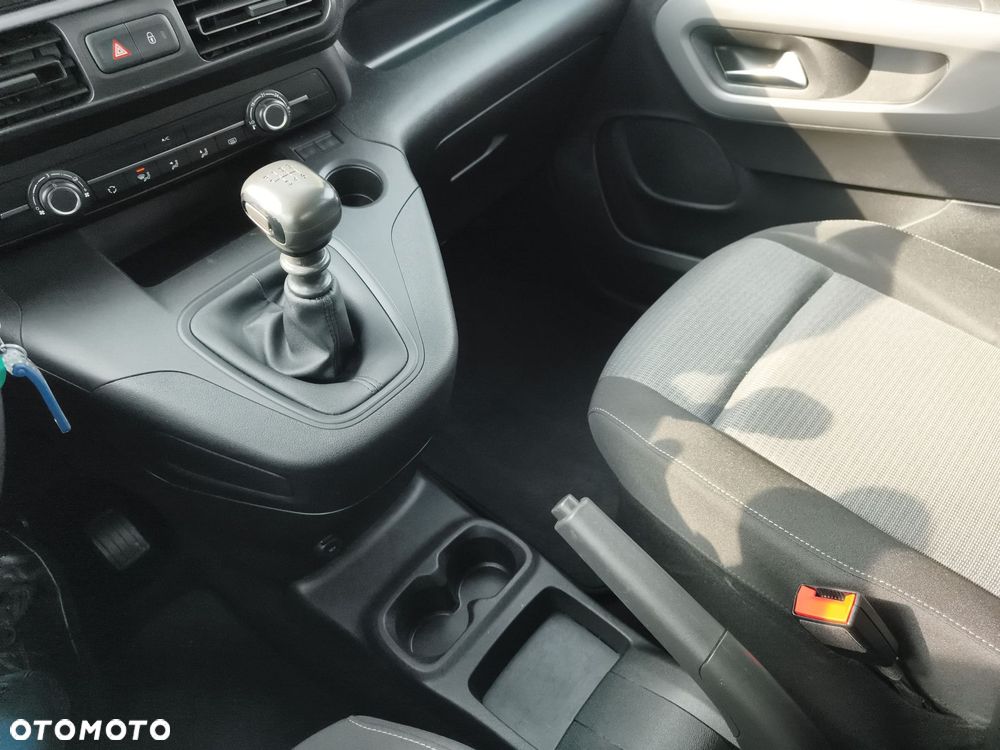 Toyota Proace City Verso 1.5 D-4D Business - 22