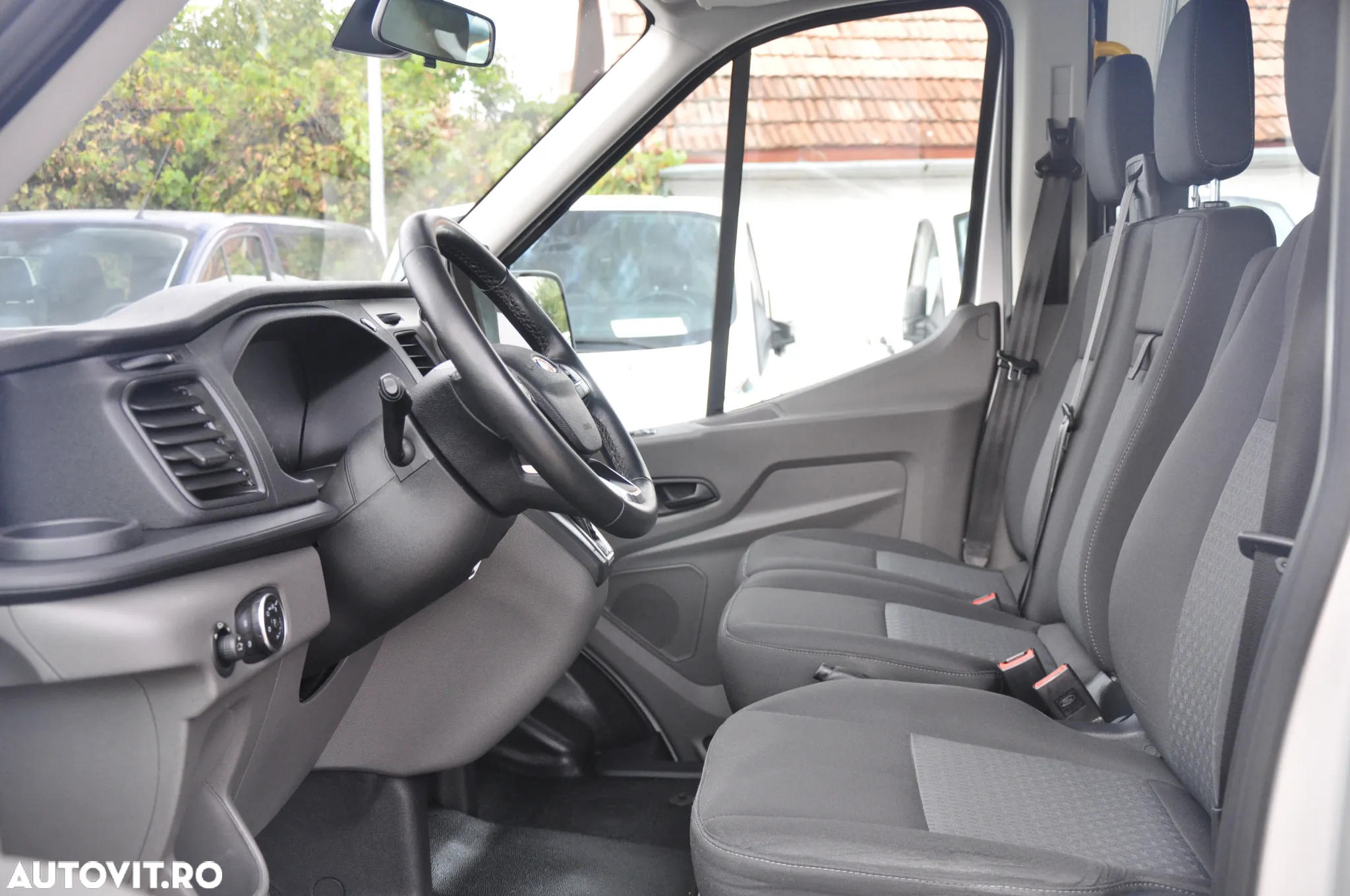 Ford Transit 330 2.0 TDCi L2H2 Furgon DCIV Trend Aut. - 16