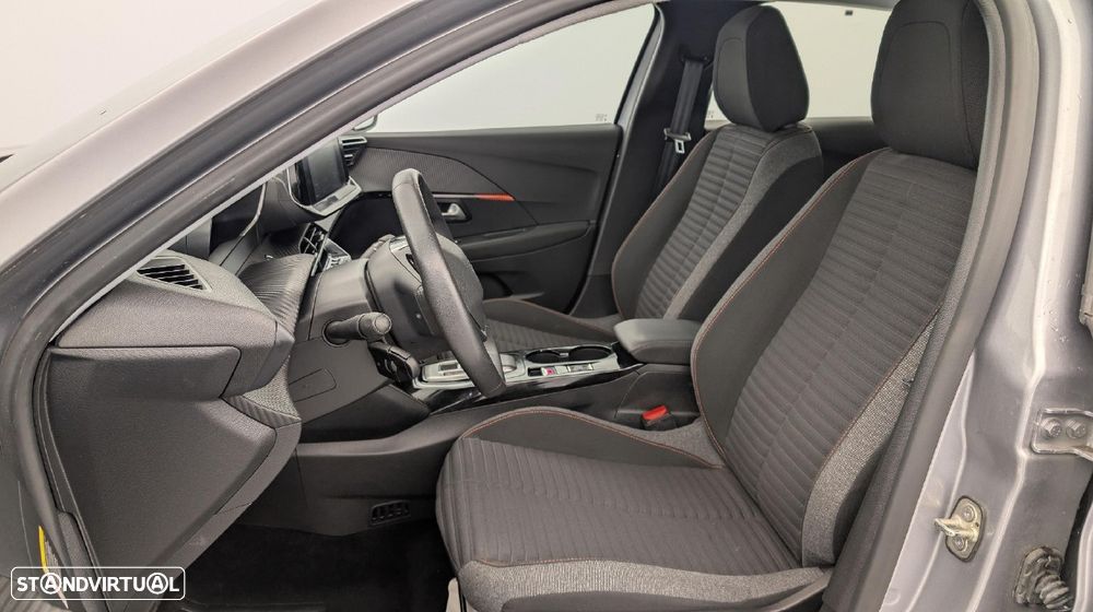 Peugeot e-208 Active - 17