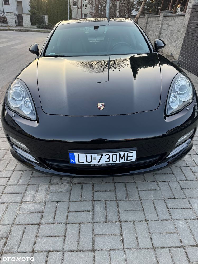 Porsche Panamera 4S PDK - 30