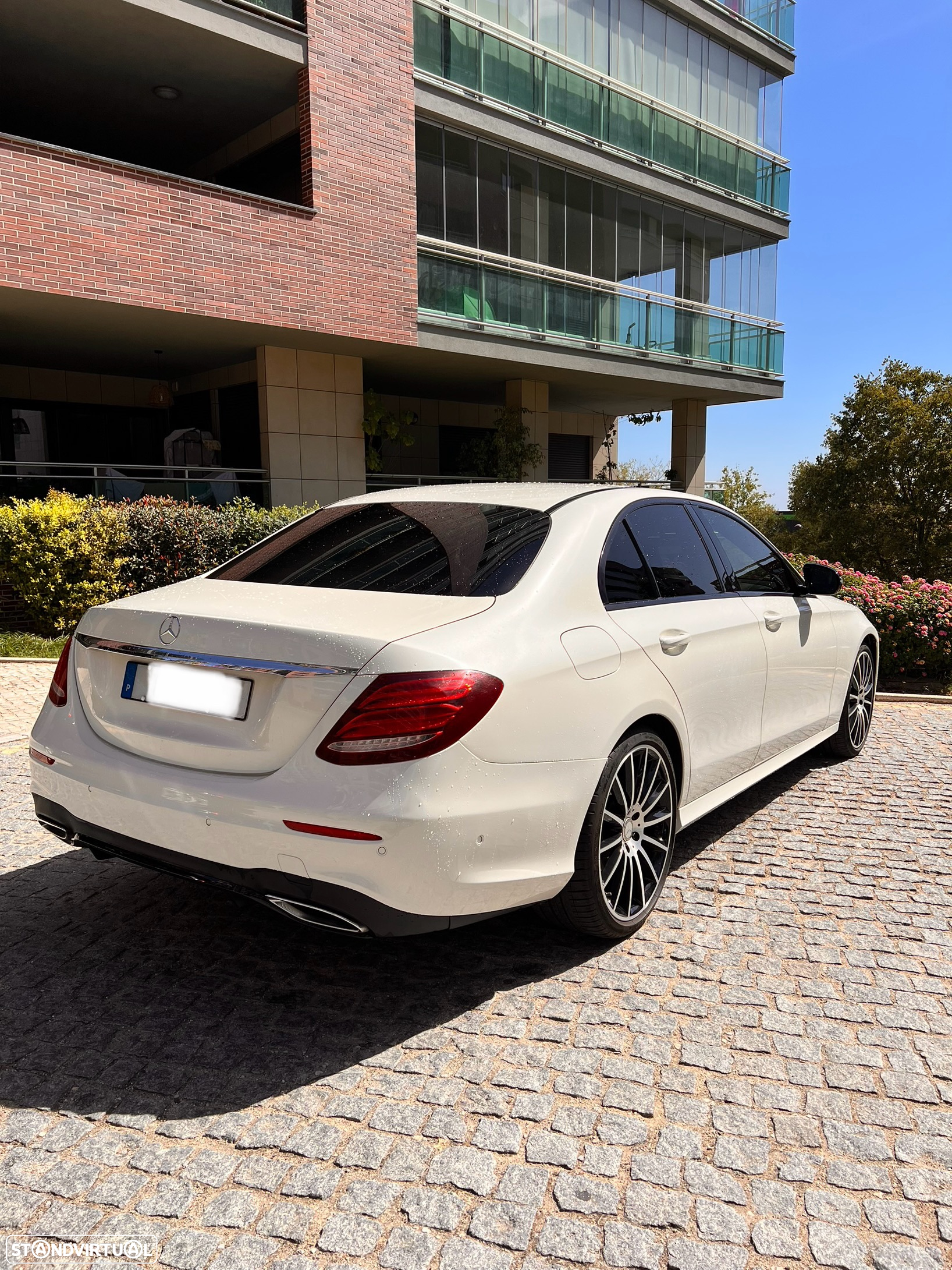 Mercedes-Benz E 220 d AMG - 7