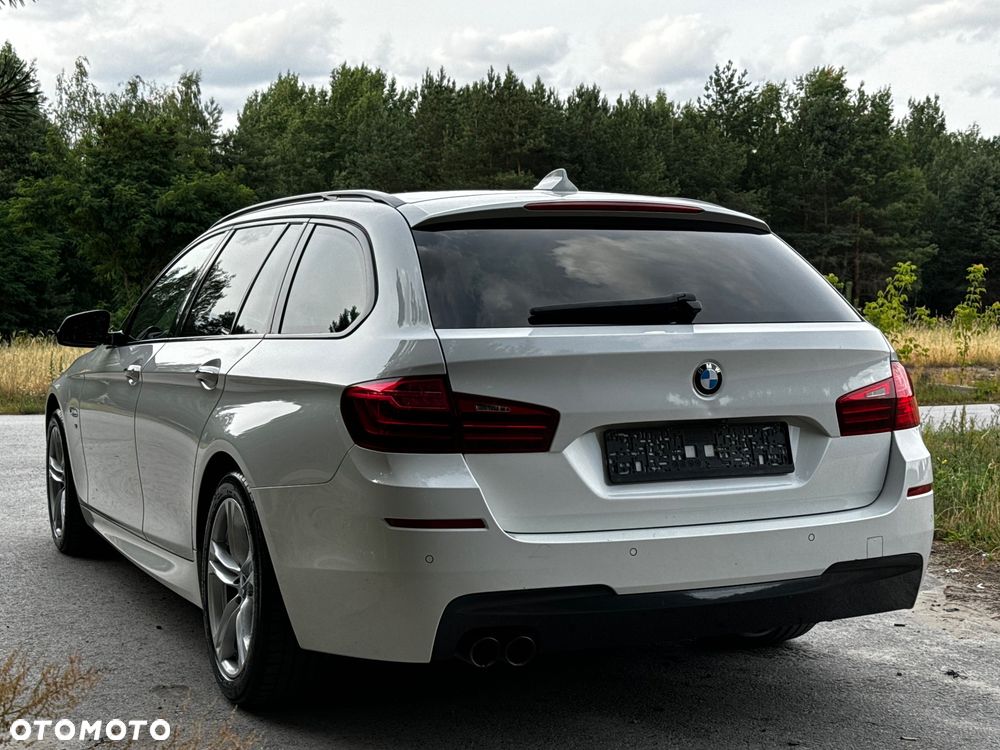 BMW Seria 5 520d xDrive - 23