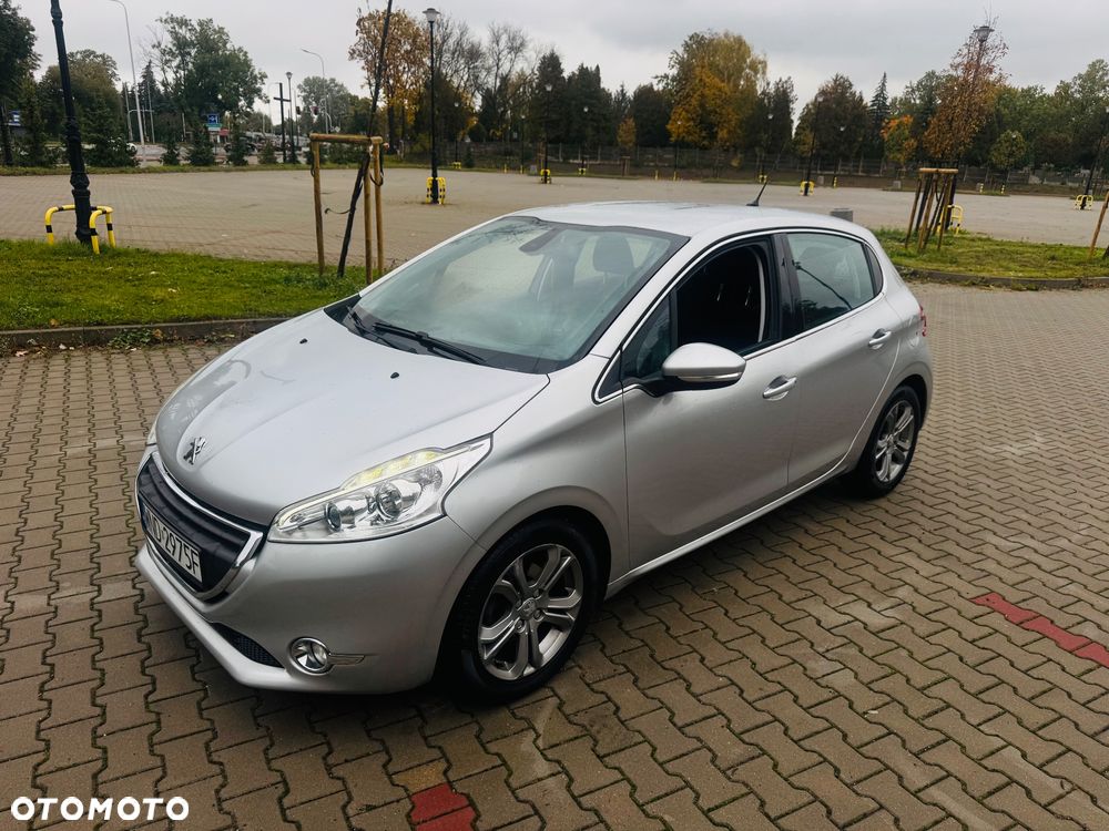 Peugeot 208 1.6 VTi Allure - 2