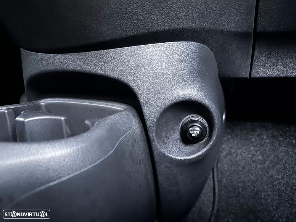 Nissan Micra 1.2 Tekna - 22