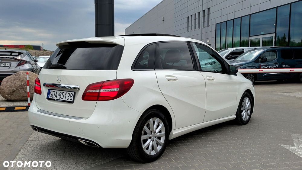 Mercedes-Benz Klasa B 180 7G-DCT Style - 4
