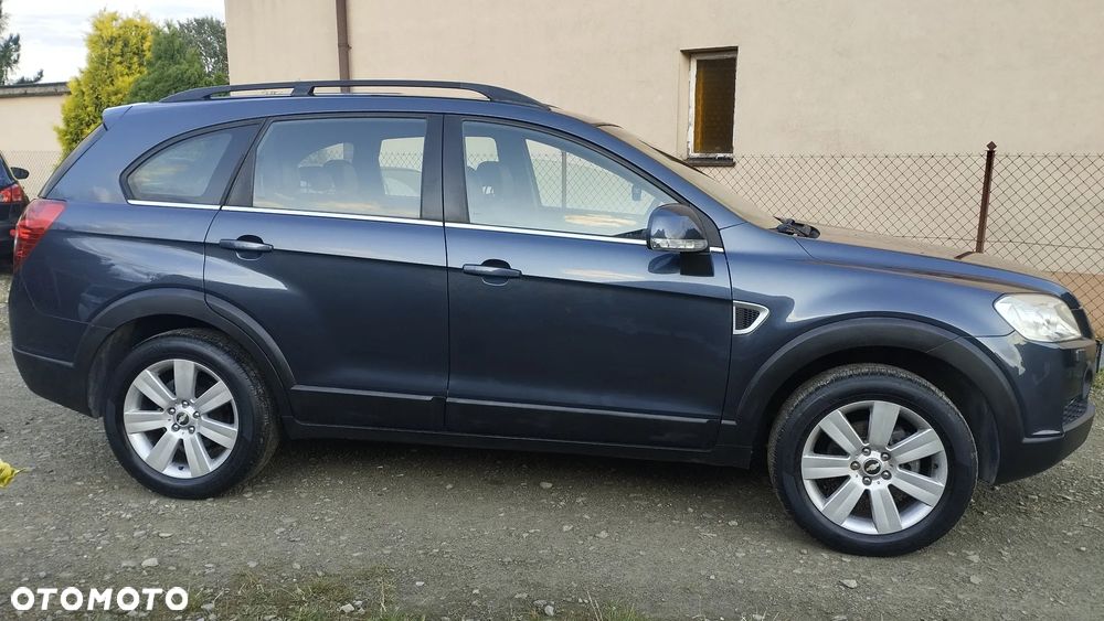 Chevrolet Captiva 2.0 4WD 7 Sitzer Automatik LT Exclusive - 13