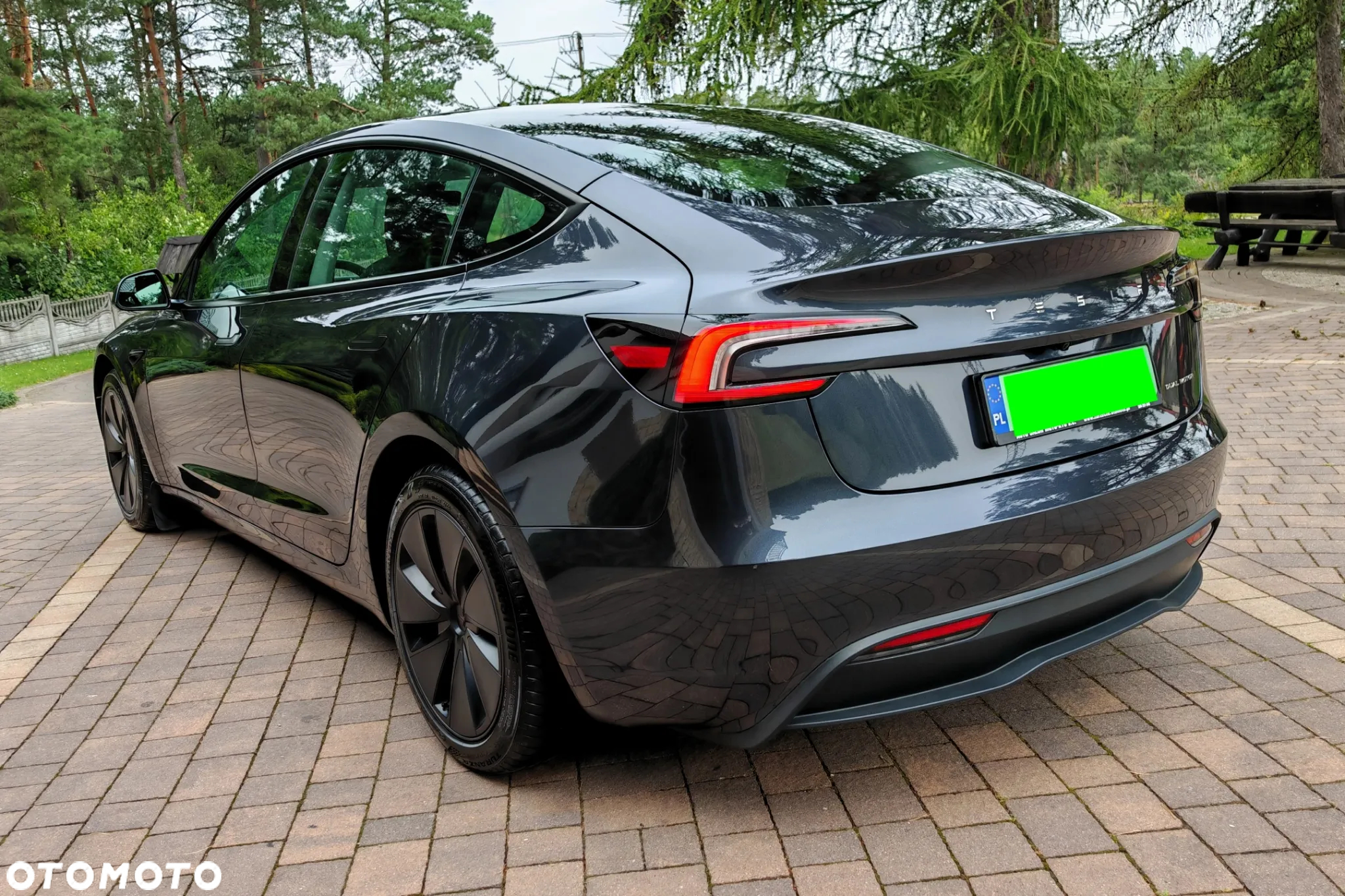 Tesla Model 3 Long Range AWD - 3