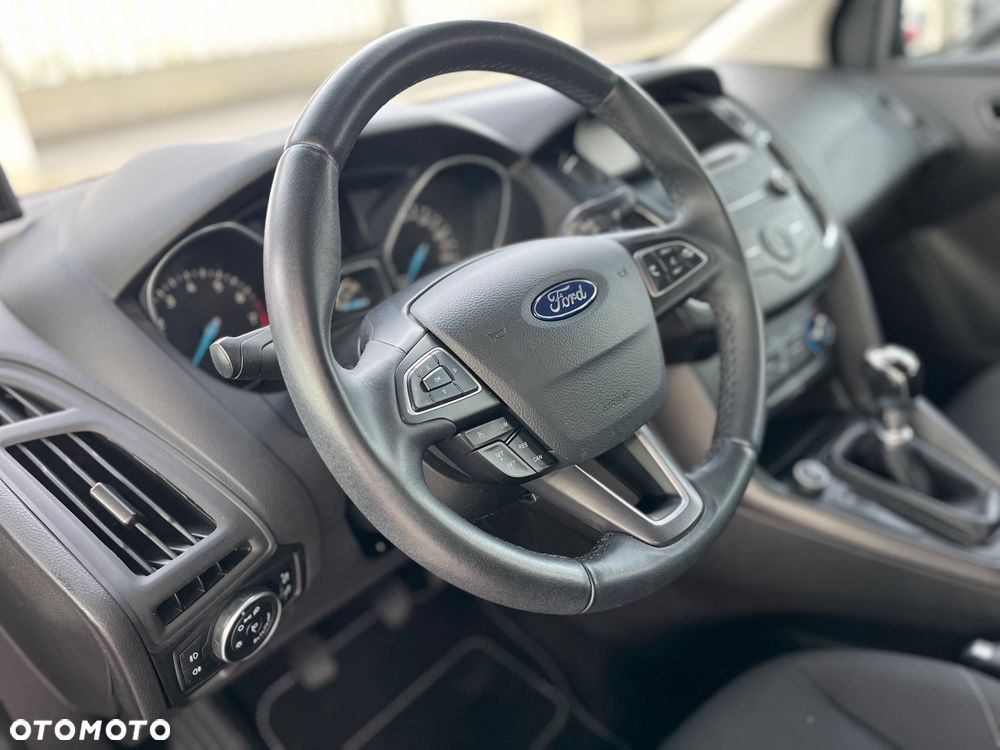 Ford Focus 1.5 EcoBoost Trend ASS - 21