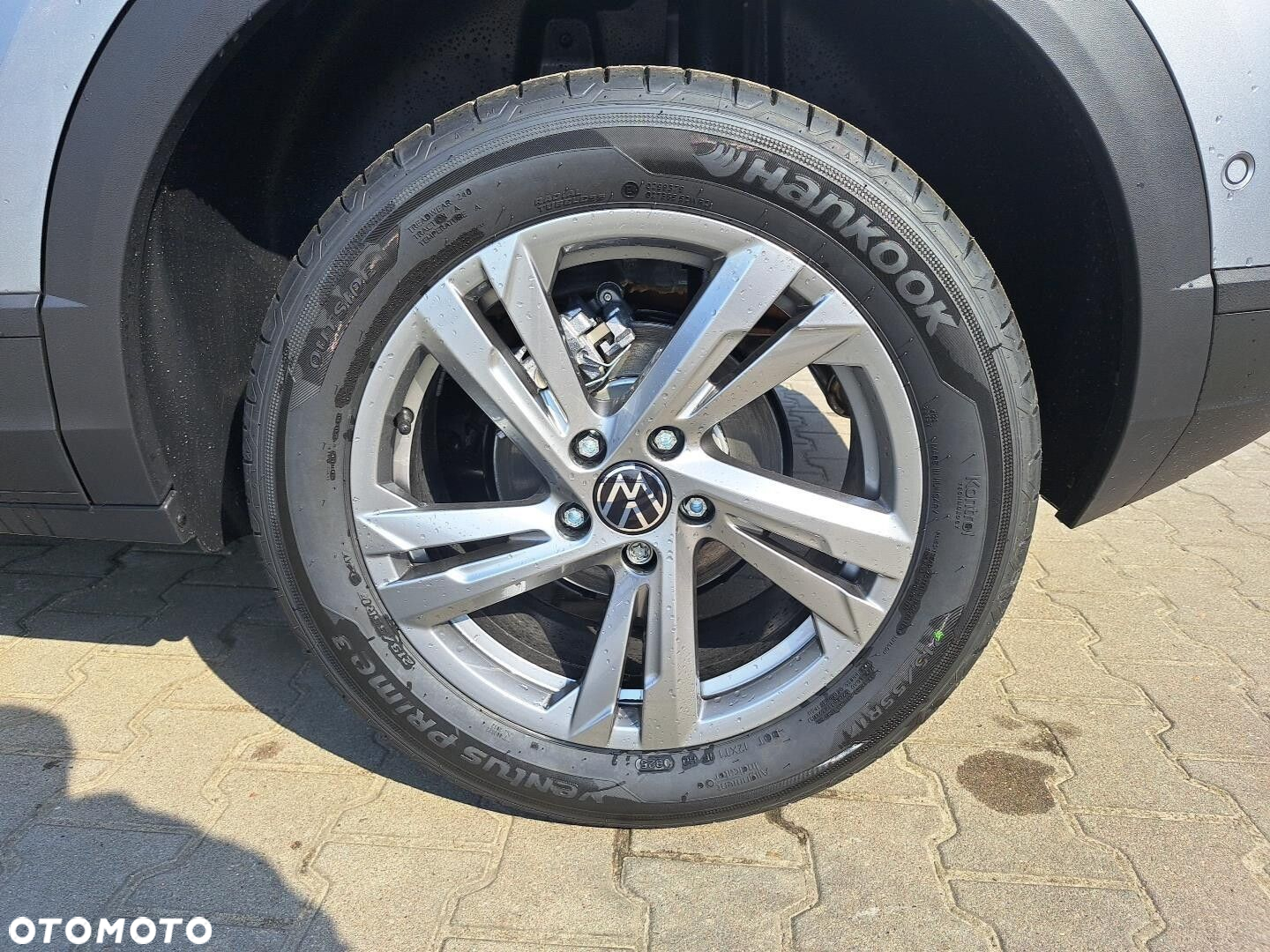 Volkswagen T-Roc - 18