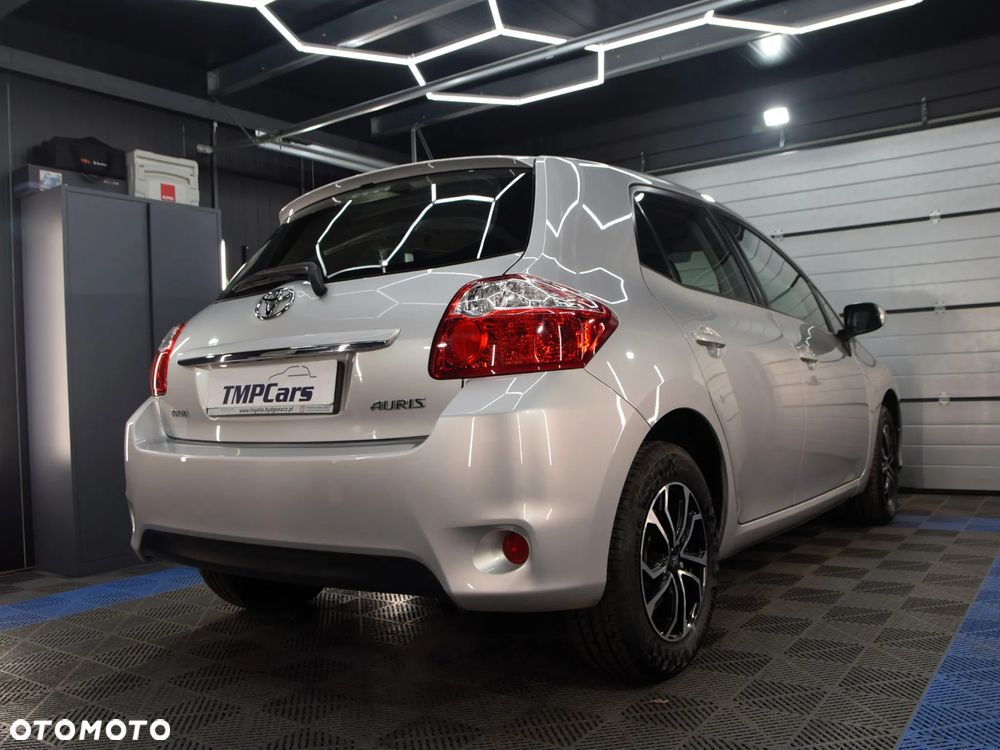 Toyota Auris - 3