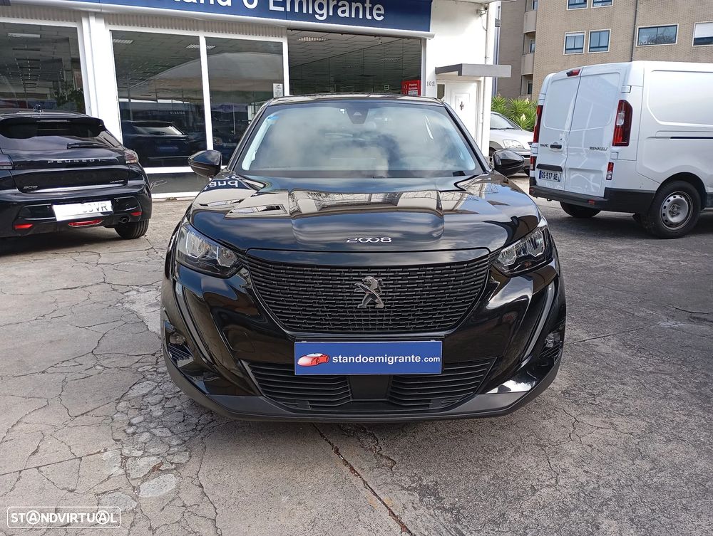 Peugeot 2008 1.2 PureTech Active Pack EAT8 - 6