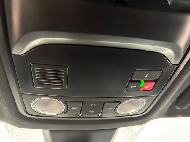 Skoda Karoq 1.5 TSI ACT Sportline DSG - 32