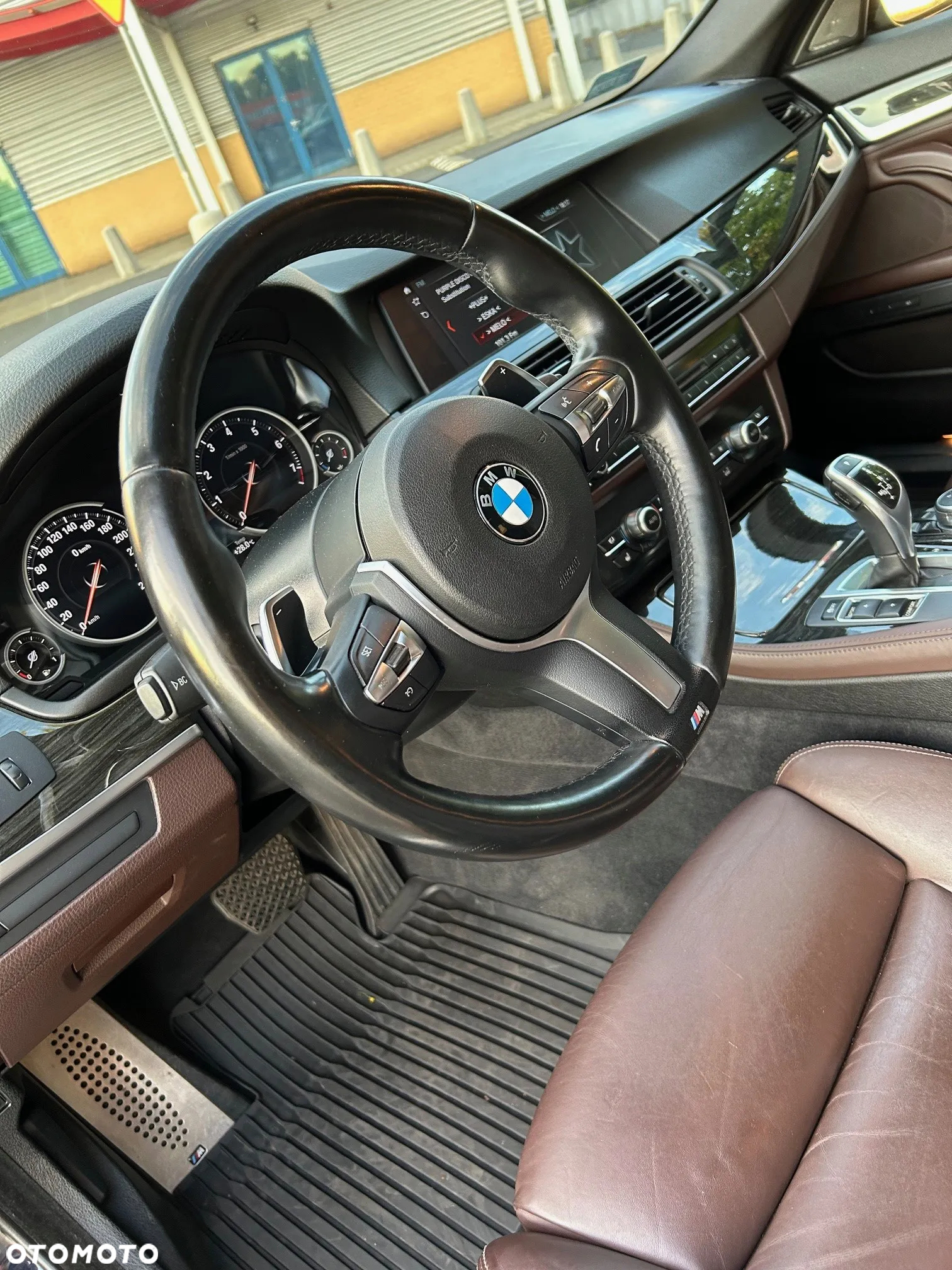 BMW Seria 5 535i xDrive Luxury Line - 6