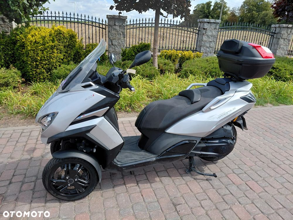 Peugeot Metropolis - 2