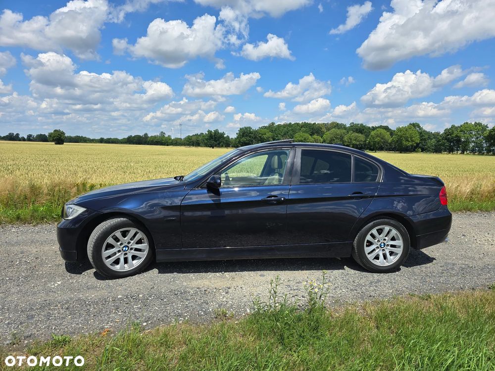 BMW Seria 3 320d DPF - 3