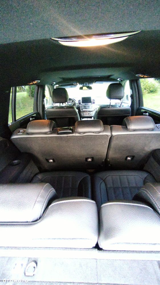 Mercedes-Benz GLS - 9