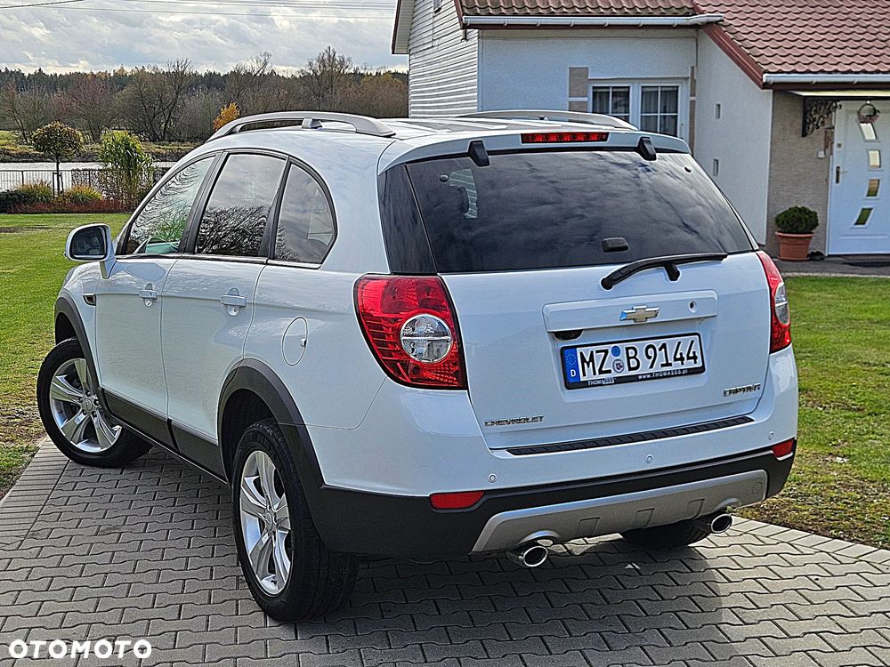 Chevrolet Captiva - 26