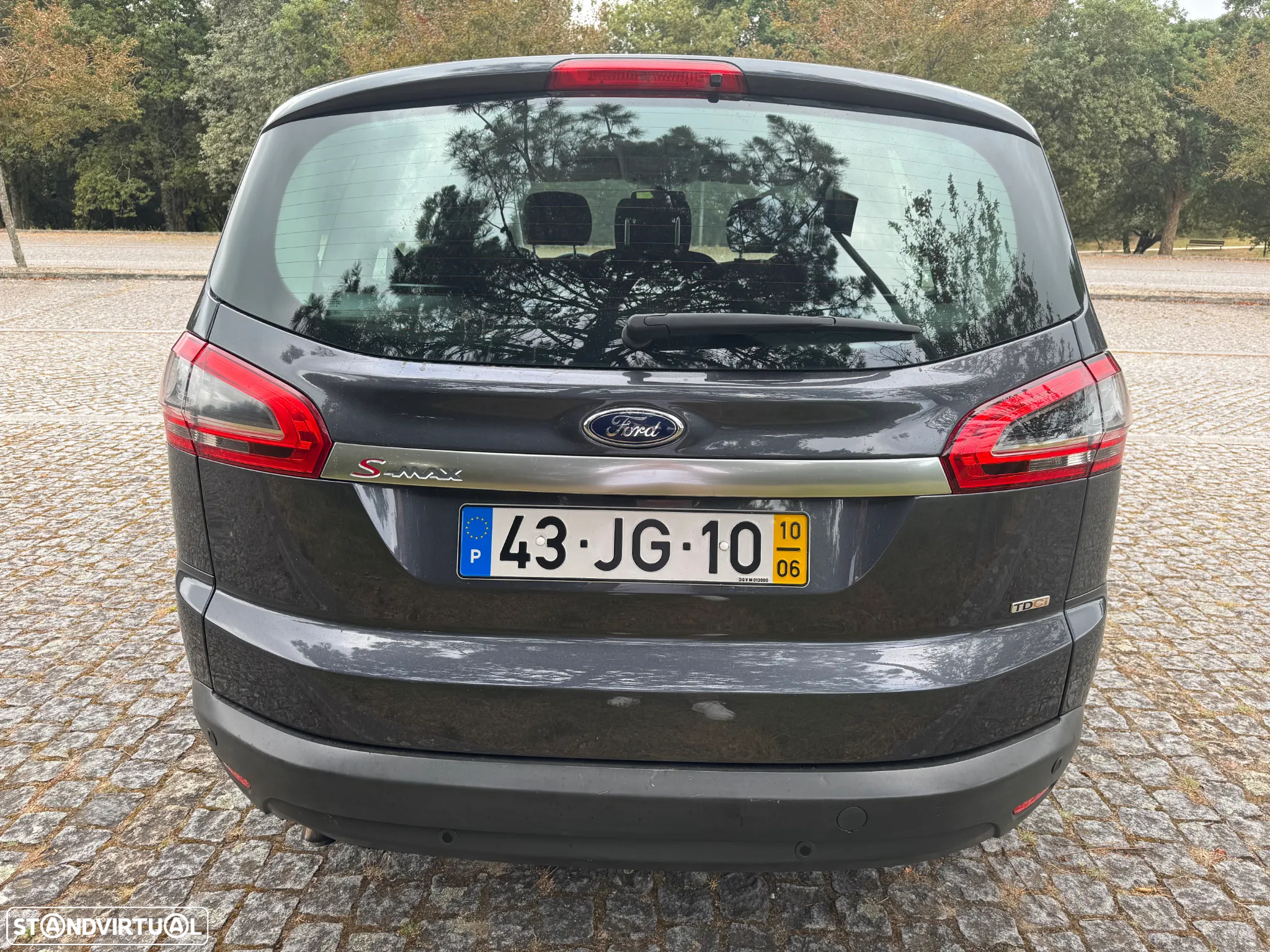 Ford S-Max 2.0 TDCi Titanium 7L 139g - 3