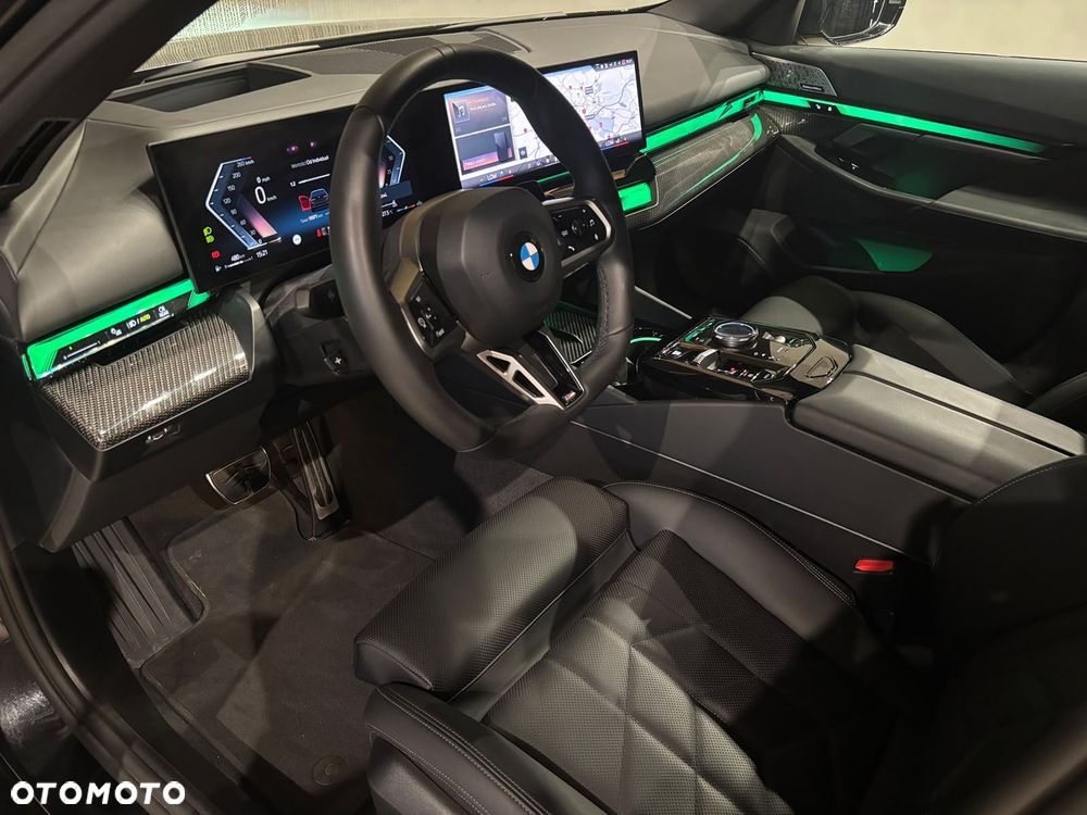BMW Seria 5 540d xDrive mHEV M Sport - 6