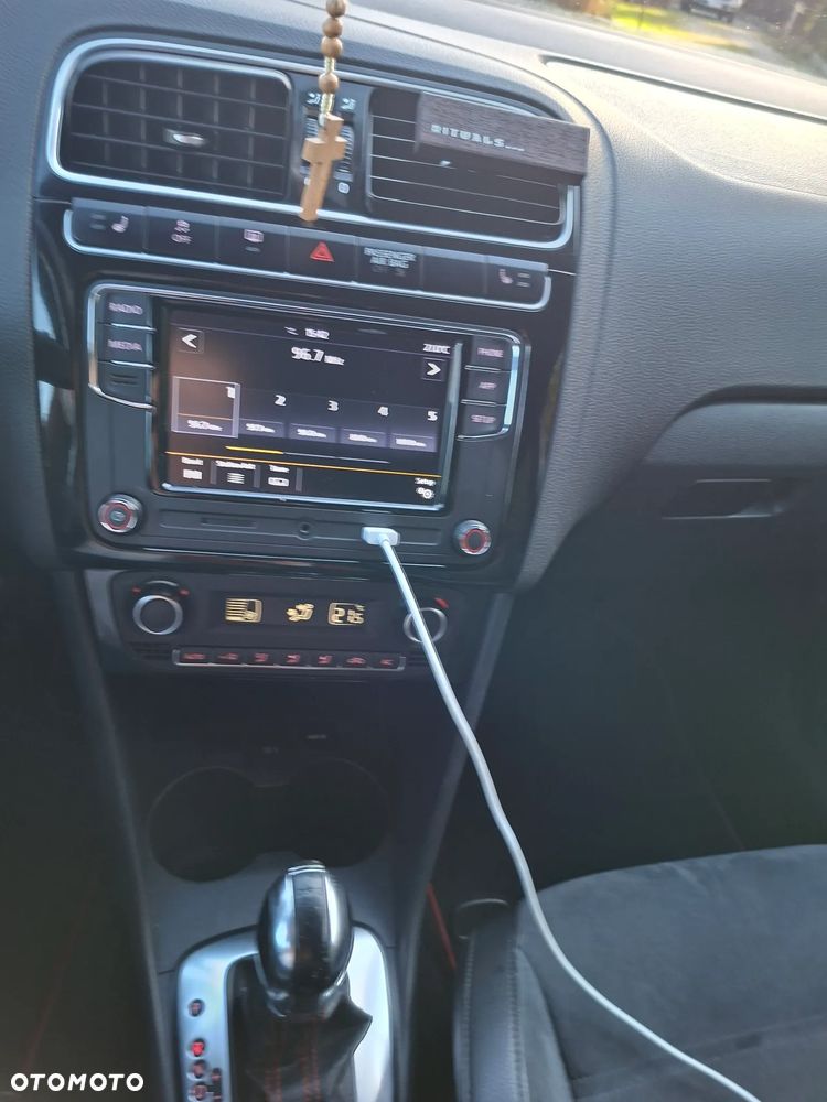 Volkswagen Polo 1.4 TSI GTI DSG - 20