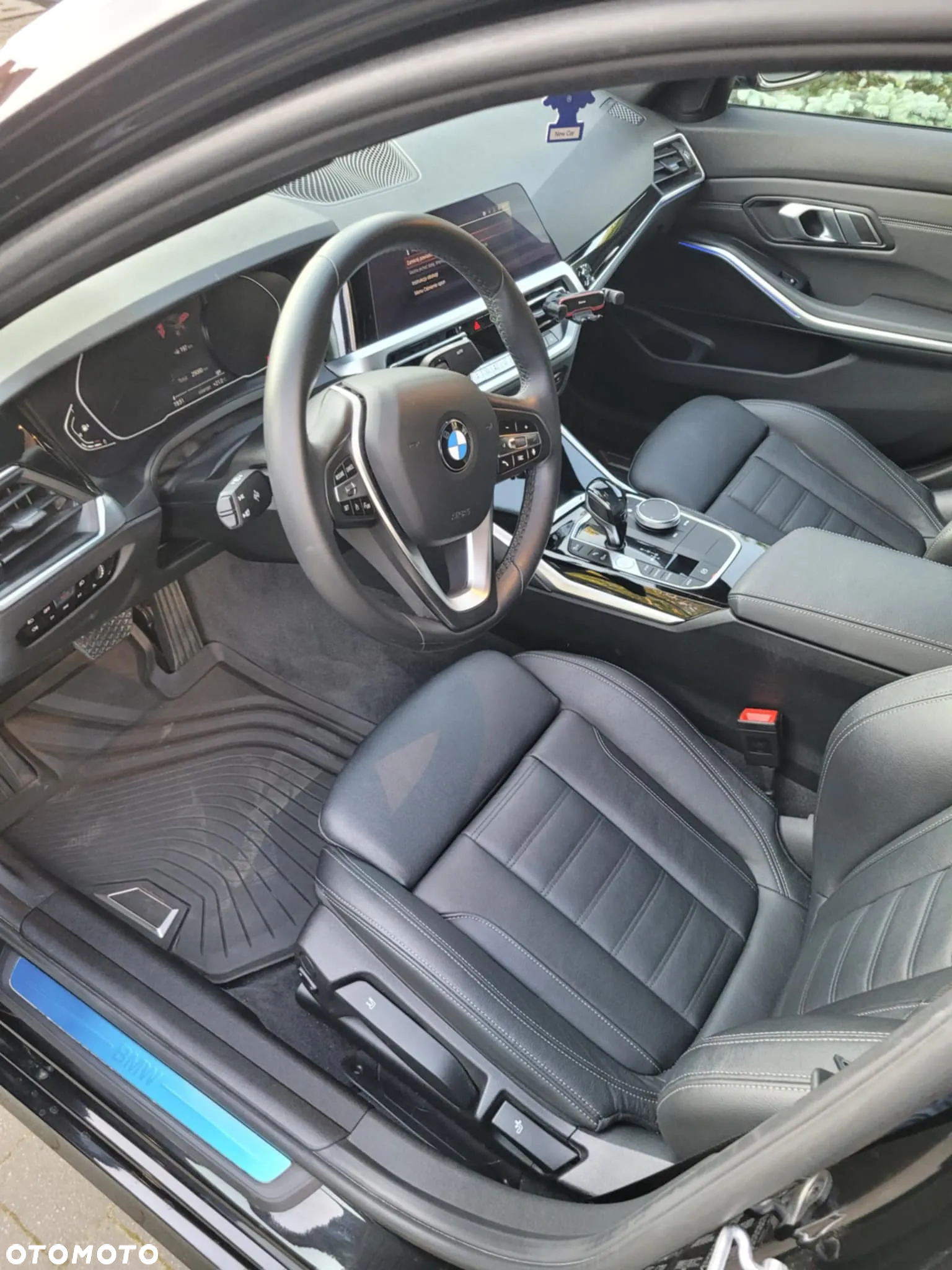 BMW Seria 3 330i xDrive Sport Line - 7