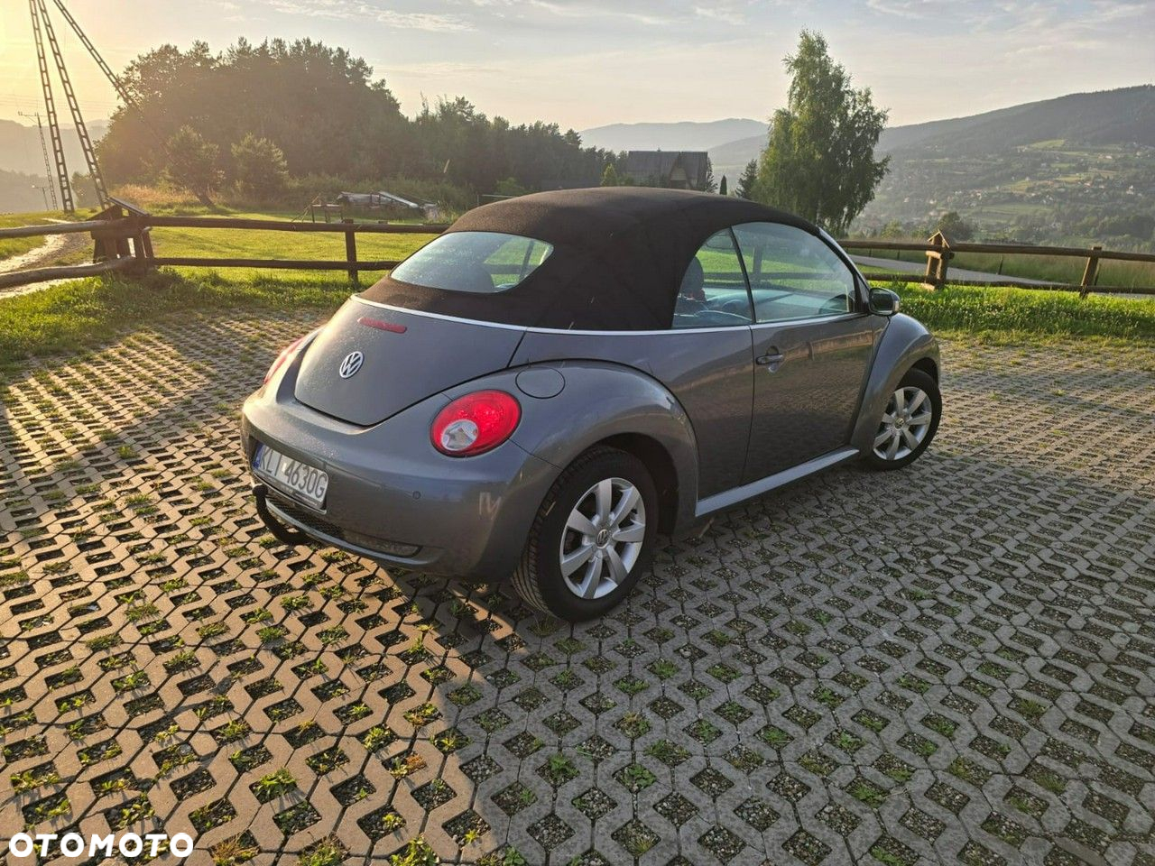 Volkswagen New Beetle - 18