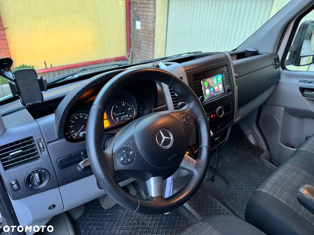 Mercedes-Benz SPRINTER - 14