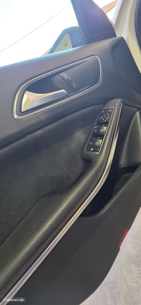 Mercedes-Benz A 180 CDI BE AMG Sport - 22