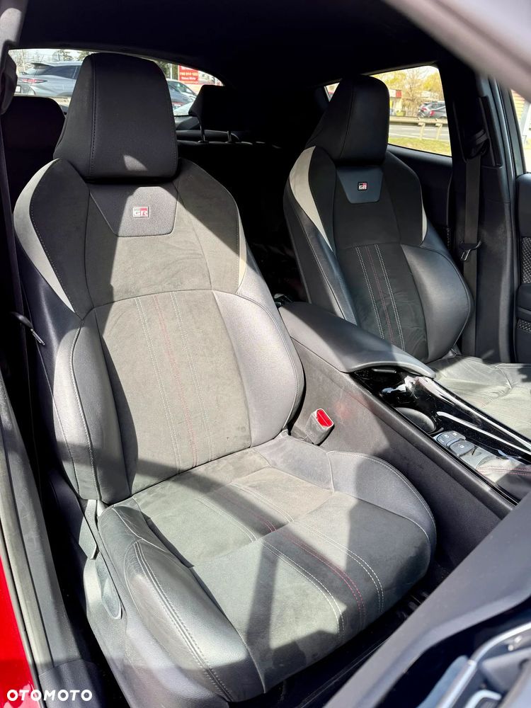 Toyota C-HR 2.0 Hybrid GR Sport - 14