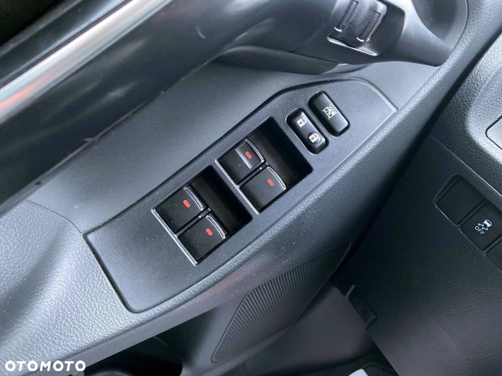 Toyota Verso 1.8 Premium 7os EU6 - 29