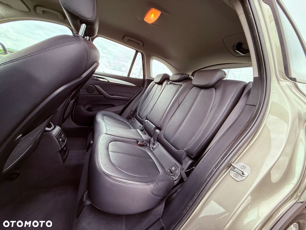BMW X1 xDrive20d xLine sport - 18