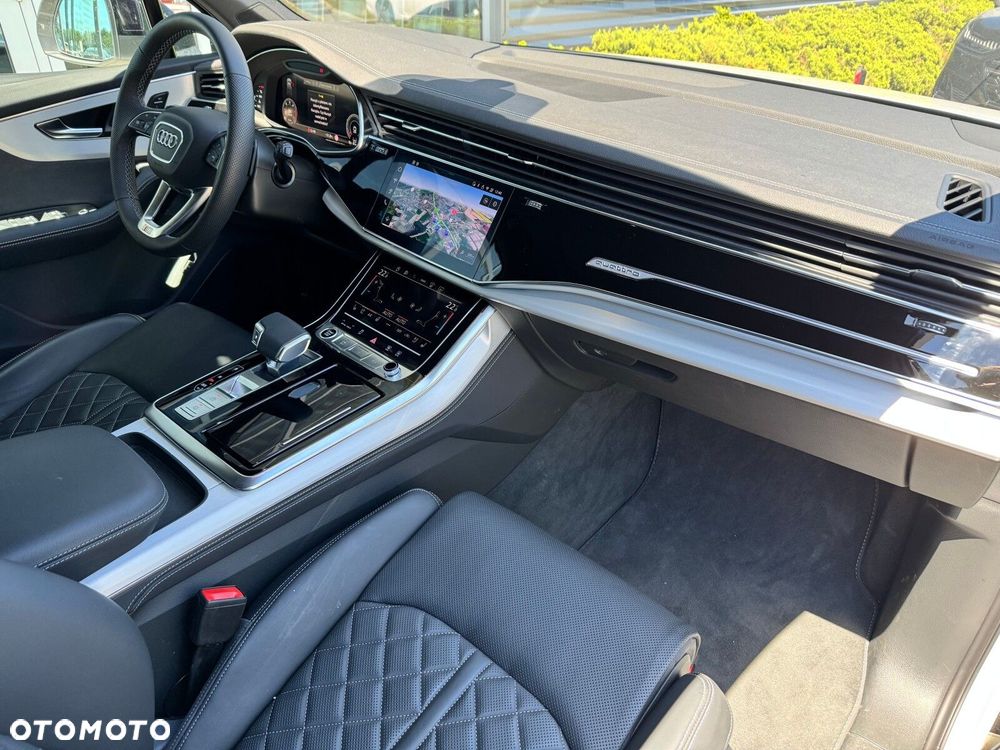 Audi Q7 - 11