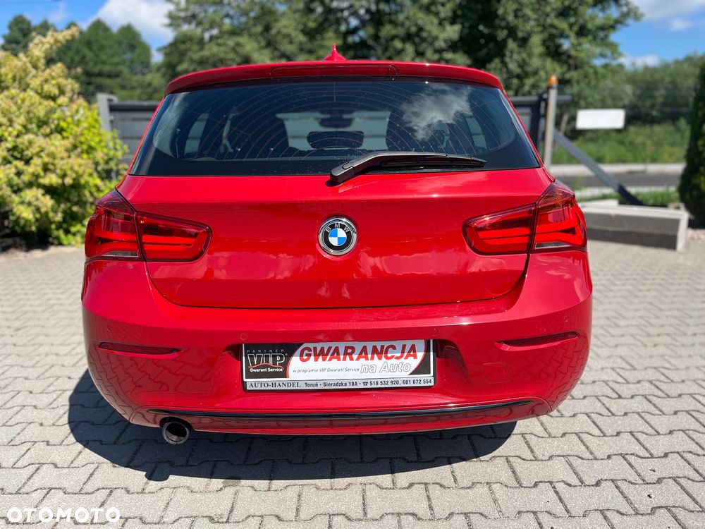 BMW Seria 1 118i Edition M Sport Shadow - 13
