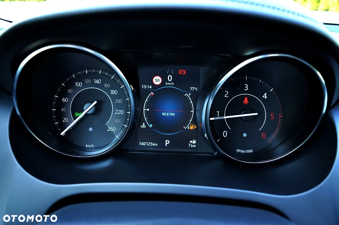 Jaguar E-Pace 2.0 i4D AWD S - 37