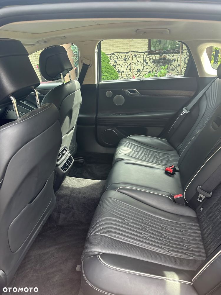 Genesis G80 - 9