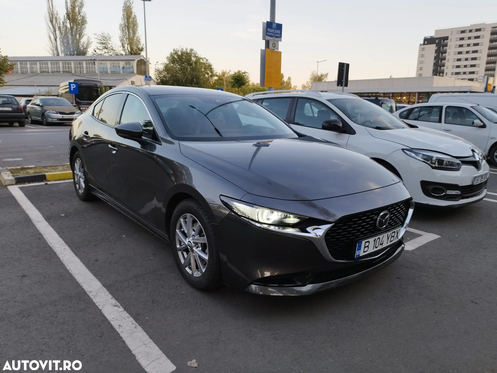 Mazda 3 G122 AT Plus - 3