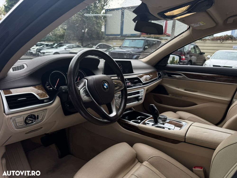 BMW Seria 7 2016 photo 2
