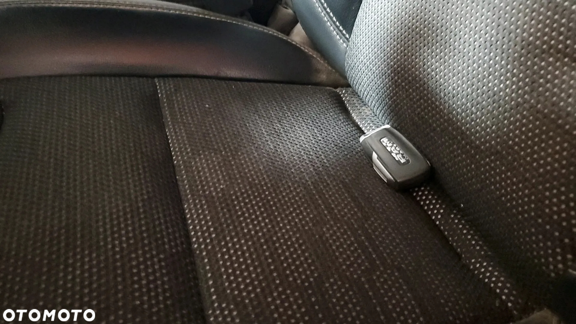 RAM 1500 Crew Cab Shortbed Bighorn - 13