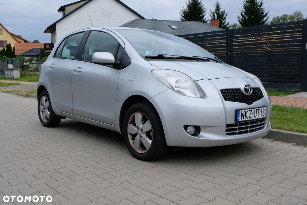 Toyota Yaris 1.0 VVT-i Luna - 1